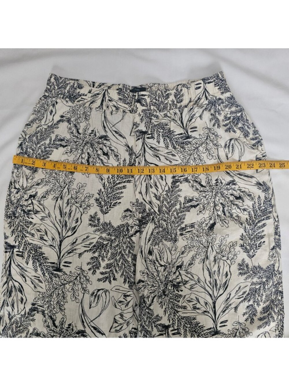 Tahari Black Leaf Print 100% Linen Elastic Waistband Wide Leg Crop Pants Size XL - Picture 8 of 12